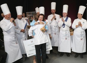 «Latvijas gada pavārs 2022» ir Nils Ģēvele un «Latvijas pavārzellis 2022» ir Agate Batraga 9