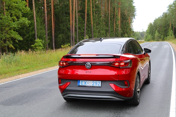 Ar «VW ID.5 GTX» apceļojam Siguldu, Turaidas restorānu «Tūrists» un Rīgas Zoodārzu 324042