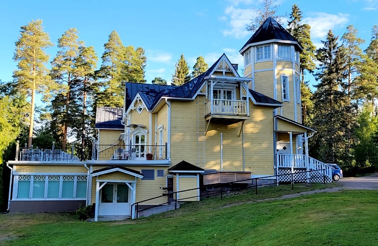 Travelnews.lv apmeklē Somijas brīvdienu māju kompleksu ««Tervakosken Tervaniemi»» 324250