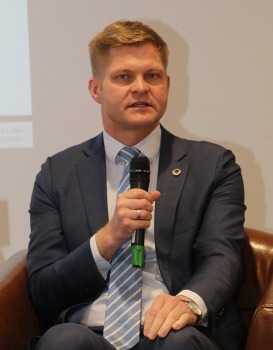 Tūrisma biznesa diskusija ar 14.Saeimas deputātu kandidātiem viesnīcā «Riga Islande Hotel» 28