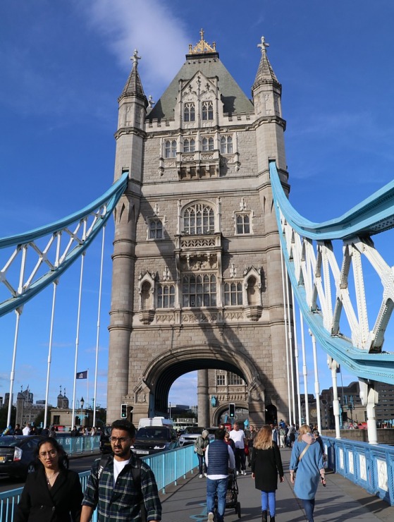 Travelnews.lv apmeklē Londonas tūristu iecienīto un populāro Tauera tiltu 324733