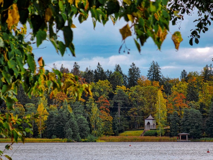 Alūksne gaida ciemos uz rudens pasaku.  Foto: Egons Lācis 325002