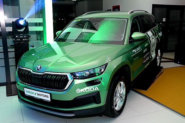 Škoda centrs «Green Motors» svinīgi un ar koncertiem atzīmē 5 gadu jubileju 325091