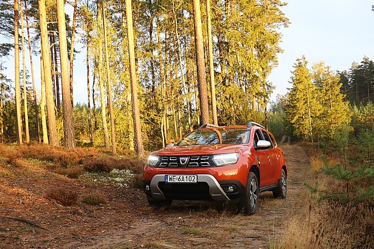 Travelnews.lv ar jauno «Dacia Duster Prestige 1.3 TCE 150 EDC» apceļo Latvijas laukus un mežus 325246