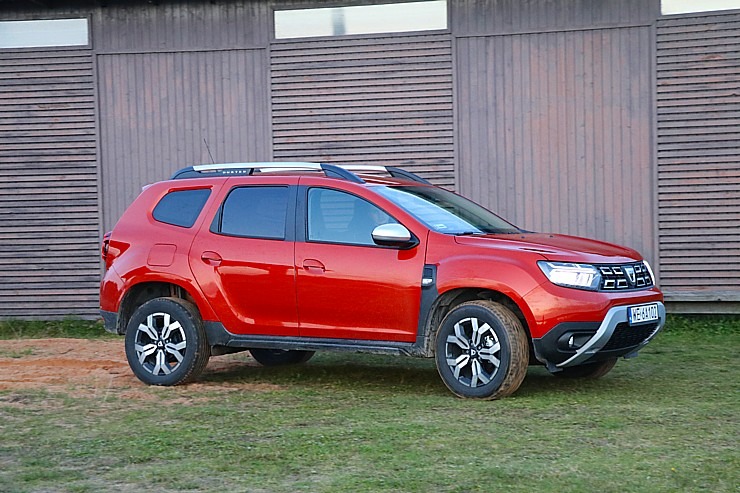 Travelnews.lv ar jauno «Dacia Duster Prestige 1.3 TCE 150 EDC» apceļo rudenīgo Rīgu 325449