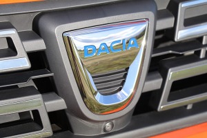 Travelnews.lv ar jauno «Dacia Duster Prestige 1.3 TCE 150 EDC» apceļo rudenīgo Rīgu 35