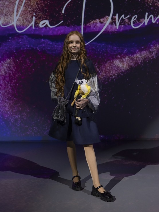 Rīgas modes nedēļā «Riga Fashion Week 2022» prezentējas «Julija Dremiene» no Lietuvas. Foto: Mark Litvyakov 325487