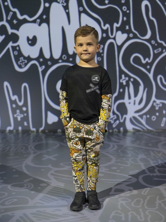 Rīgas modes nedēļā «Riga Fashion Week 2022» prezentējas «Rock & Mouse» no Latvijas. Foto: Mark Litvyakov 325602