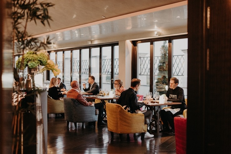 «Grand Hotel Kempinski Riga» atzīmē 5 gadu jubileju restorānā «Stage 22» ar Michelin līmeņa ēdieniem 325763