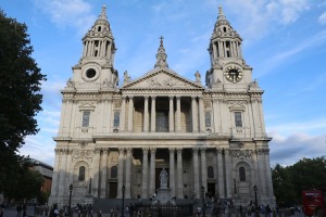 Travelnews.lv apmeklē Svētā Pāvila katedrāli Londonā un tās apkārtnes ielas 21