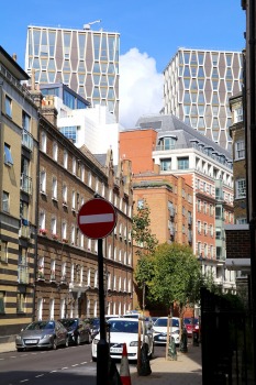 Travelnews.lv iepazīst Londonas ielu dažādu laikmetu arhitektūru 13
