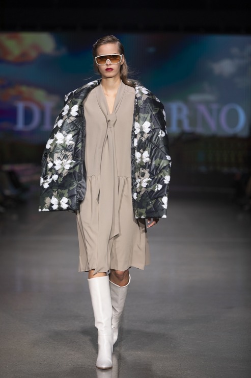 Rīgas modes nedēļā «Riga Fashion Week 2022» prezentējas «Diana Arno» no Igaunijas. Foto: Mark Litvyakov 326170