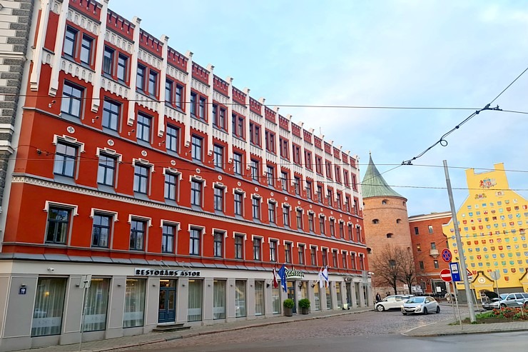 Agrās brokastis Vecrīgā piedāvā «Radisson Hotel Old Town Riga» pie Pulvertorņa 326221