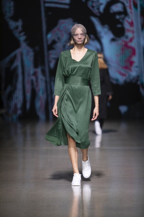 Rīgas modes nedēļā «Riga Fashion Week 2022» prezentējas «Natalija Jansone» no Latvijas. Foto: Mark Litvyakov 326367