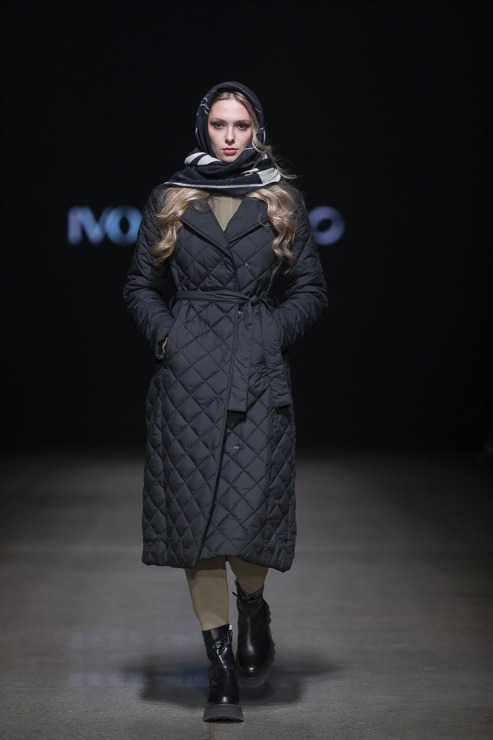 Rīgas modes nedēļā «Riga Fashion Week 2022» prezentējas «Ivo Nikkolo» no Igaunijas. Foto: Mark Litvyakov 326391