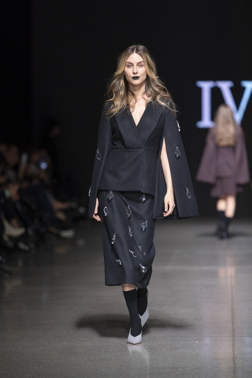Rīgas modes nedēļā «Riga Fashion Week 2022» prezentējas «Iveta Vecmane» no Latvijas. Foto: Mark Litvyakov 326469