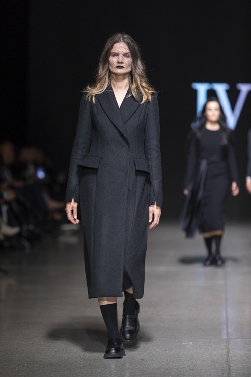 Rīgas modes nedēļā «Riga Fashion Week 2022» prezentējas «Iveta Vecmane» no Latvijas. Foto: Mark Litvyakov 326488