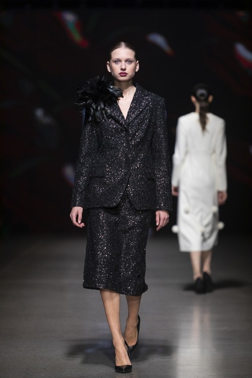 Rīgas modes nedēļā «Riga Fashion Week 2022» prezentējas «Nolo» no Latvijas. Foto: Mark Litvyakov 326531