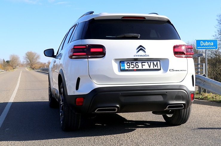 Travelnews.lv sadarbībā ar «Autohalle.com» apceļo Latgali ar jauno «Citroën C5 Aircross» 326624