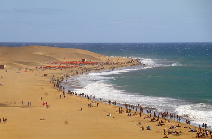 Grankanāriju Maspalomas kāpas ir populāras nūdistu un dabas aizstāvju vidū. Sadarbībā ar Tez Tour Latvia un airBaltic 327781