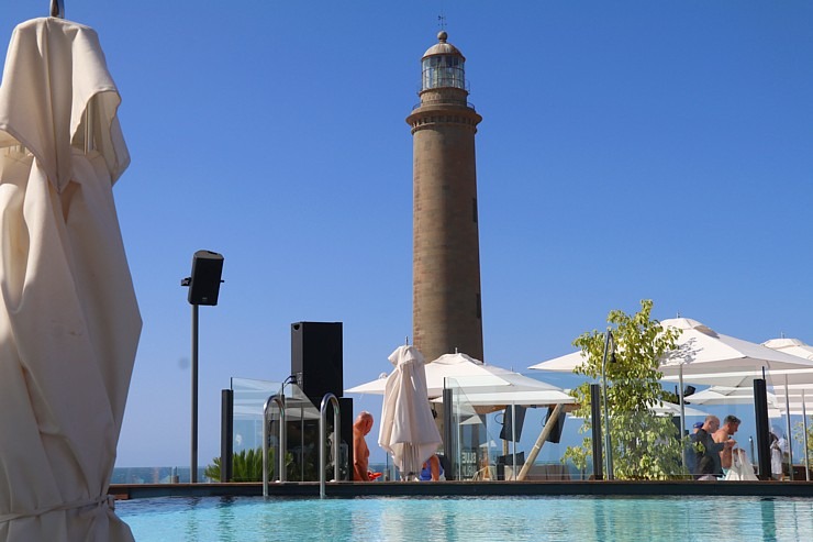 Iepazīstam modernu viesnīcu «Hotel Faro, a Lopesan Collection Hotel» Maspalomas kāpu tuvumā Grankanārijā. Sadarbībā ar Tez Tour Latvia 327998