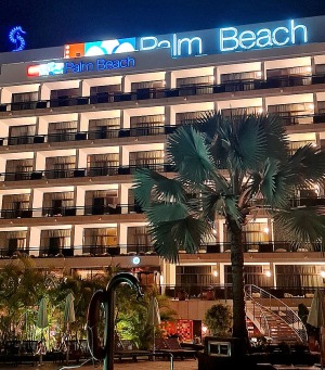 Iepazīstam Grankanāriju 5 zvaigžņu viesnīcu «Seaside Palm Beach Hotel» Maspalomas kāpu tuvumā. Sadarbībā ar Tez Tour un airBaltic 20