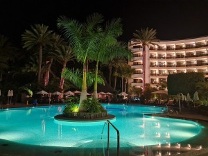Iepazīstam Grankanāriju 5 zvaigžņu viesnīcu «Seaside Palm Beach Hotel» Maspalomas kāpu tuvumā. Sadarbībā ar Tez Tour un airBaltic 21