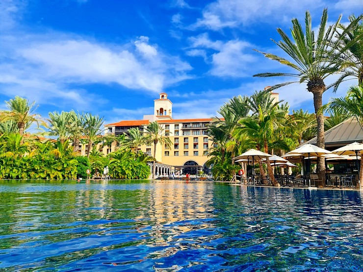 4 dienas iepazīstam Grankanāriju 5 zvaigžņu viesnīcu «Hotel Lopesan Costa Meloneras Resort & Spa». Sadarbībā ar Tez Tour un airBaltic 328953