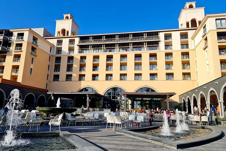 Grankanāriju 5 zvaigžņu viesnīcu «Hotel Lopesan Costa Meloneras Resort & Spa» izbaudām 4 dienas. Sadarbībā ar Tez Tour un airBaltic 328958