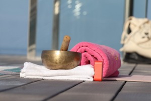 Tenerifē vairākas viesnīcas piedāvā rīta jogas nodarbības uz jumta terases. Sadarbībā ar Tez Tour un airBaltic 15
