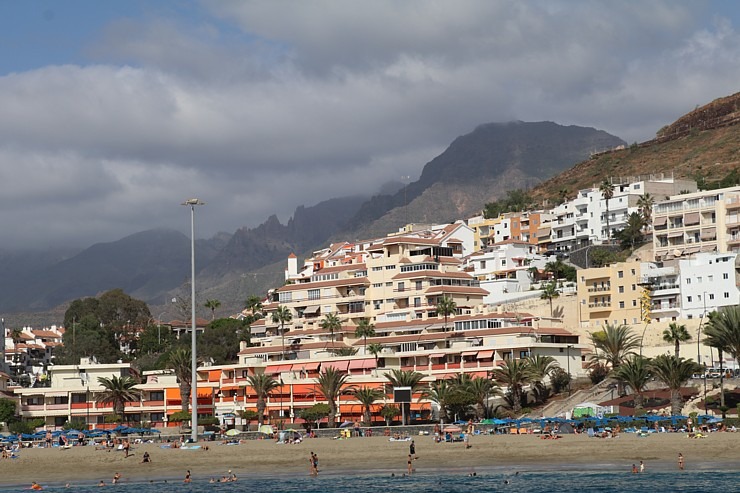 Travelnews.lv ar mazu jahtu izbrauc okeānā pie Tenerifes krastiem. Sadarbībā ar Tez Tour un airBaltic 329580