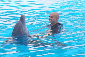 Travelnews.lv apmeklē delfīnu izrādi Tenerifes zooloģiskajā dārzā «Loro Parque». Sadarbībā ar Tez Tour un airBaltic 12