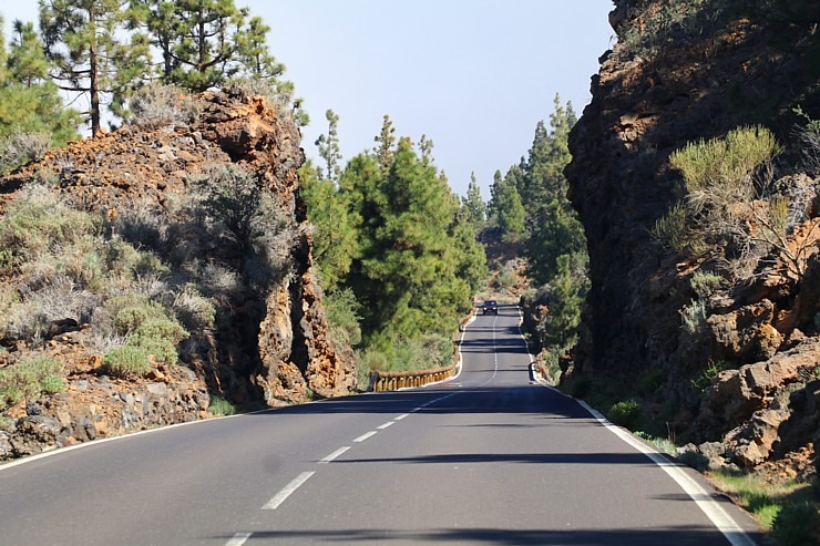Ceļš uz Teidas vulkānu ir iecienīts gan motociklistu, gan velosipēdistu, gan šoferu vidū.  Sadarbībā ar Tez Tour un airBaltic 330473