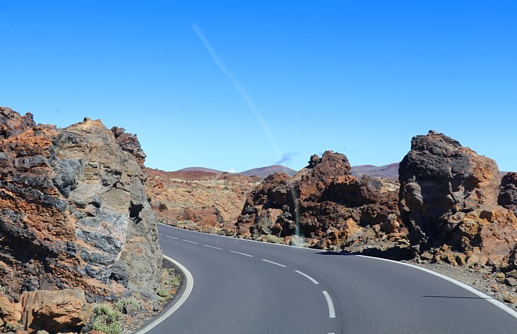 Ceļš uz Teidas vulkānu ir iecienīts gan motociklistu, gan velosipēdistu, gan šoferu vidū.  Sadarbībā ar Tez Tour un airBaltic 330462