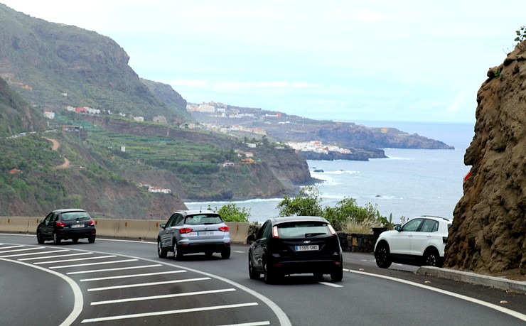Ļoti daudzi tūristi Tenerifes salu apceļo un iepazīst ar auto. Sadarbībā ar Tez Tour un airBaltic 330489