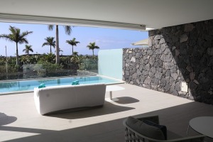 Travelnews.lv iepazīst skaistu Tenerifes 5 zvaigžņu viesnīcu «Royal Hideaway Corales Beach - Adults Only». Sadarbībā ar Tez Tour 9