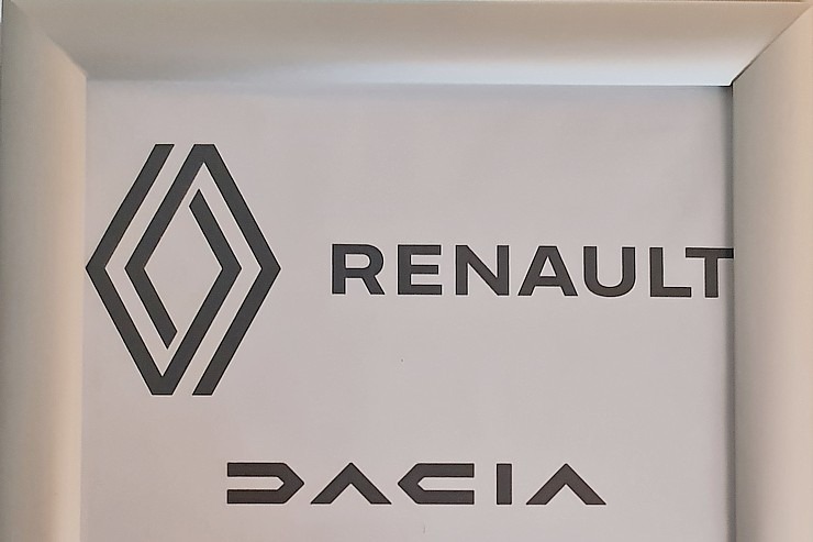«Renault» un «Dacia» prezentē 2022.gada rezultātus un jaunumus «Mercure Riga Centre Hotel» 332972