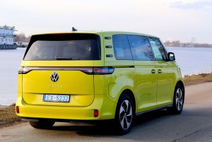 Travelnews.lv ar jauno un elektrisko «VW ID.Buzz Pro» apceļo Ventspili un Rīgu 25