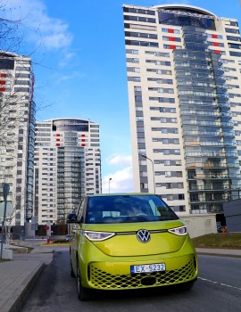 Travelnews.lv ar jauno un elektrisko «VW ID.Buzz Pro» apceļo Ventspili un Rīgu 27