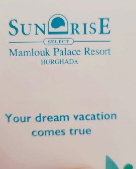 Travelnews.lv sadarbībā ar «Tez Tour Latvia» iepazīst Hurgadas viesnīcas «Sunrise Mamlouk Palace Resort» vakariņas 2