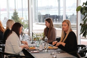 Latvijas Restorānu biedrība rīko kopsapulci ar garšīgām brokastīm Pārdaugavas «Osta, restorāns ar skatu» 44