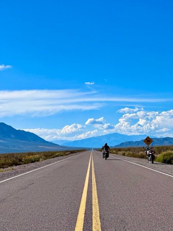 Arnis Jaudzems ar motociklu apceļo Argentīnu 2000 km garā maršrutā. Foto: Arnis Jaudzems 335010