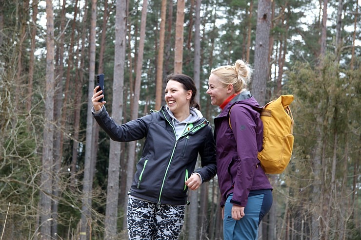 Travelnews.lv sadarbībā ar auto nomu «Europcar Latvija» dodas 22 km pārgājienā Engures apkārtnē 335169