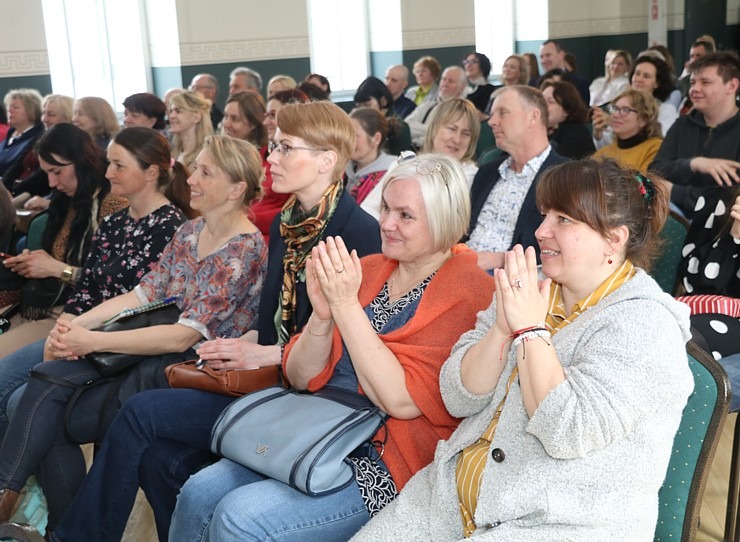 Kurzemes tūrisma konfrence «Bez rāmjiem» pulcē profesionāļus Talsos 335608