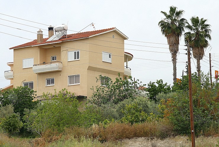 Travelnews.lv iepazīst Kipras lielceļus, māju arhitektūru un robežkontrolpunktu uz Ziemeļkipru 335866