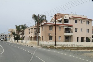 Travelnews.lv iepazīst Kipras lielceļus, māju arhitektūru un robežkontrolpunktu uz Ziemeļkipru 23