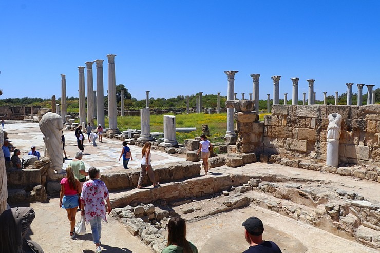 Travelnews.lv apmeklē Ziemeļkipras iespaidīgākās antīkās romiešu pilsētas drupas Salamis 336207