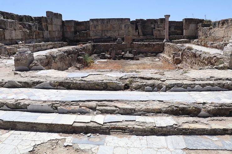 Travelnews.lv apmeklē Ziemeļkipras iespaidīgākās antīkās romiešu pilsētas drupas Salamis 336217