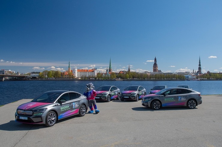 Škoda turpina veiksmīgo sadarbību Starptautisko Hokeja federāciju. Foto: Gatis Smudzis 336376