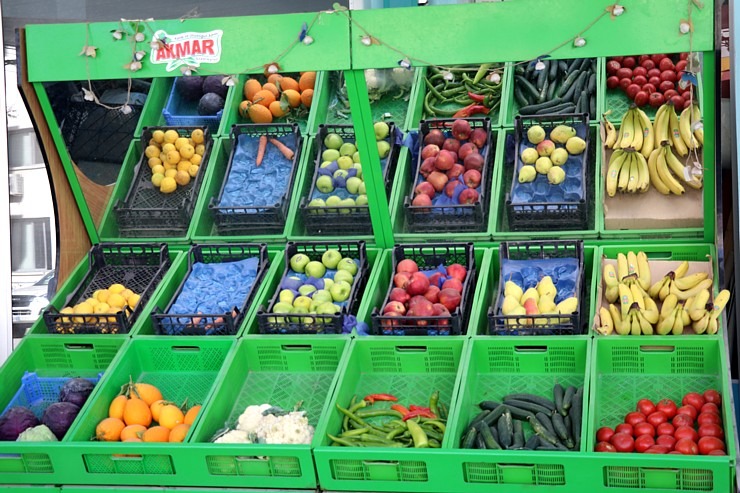 Travelnews.lv ievērtē Ziemeļkipras veikalos augļu un dārzeņu izvēli un daudzumu. Sadarbībā ar Puzzle Travel 336682